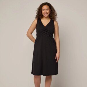 Wool& isabelle wrap dress (Medium, Black)